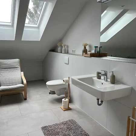 Mama-apartments - Stylisches Mit Netflix, Balkon Und Parkplatz - 125 Qm Apartment Fulda