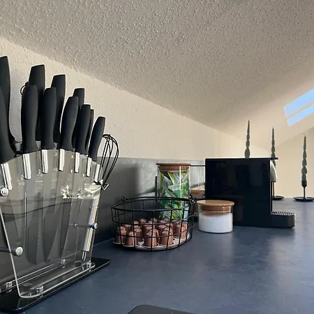 Mama-apartments - Stylisches Mit Netflix, Balkon Und Parkplatz - 125 Qm Fulda
