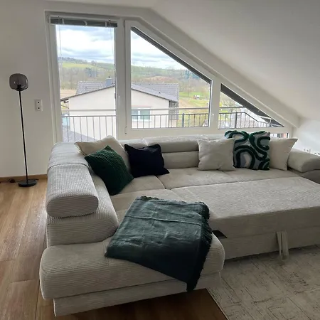 Mama-apartments - Stylisches Mit Netflix, Balkon Und Parkplatz - 125 Qm Apartment Fulda