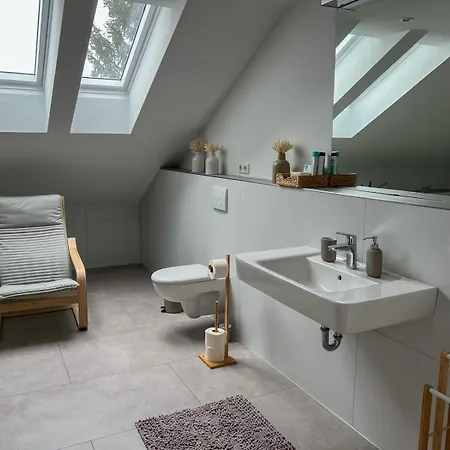 Mama-apartments - Netflix, Balkon, Kaffee & Tee, Wifi, Waschmaschine, Familienfreundlich, Kostenloser Parkplatz - 125 Qm