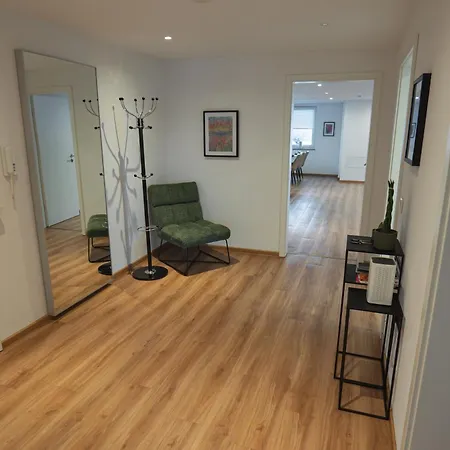 Lägenhet Mama-apartments - Netflix, Balkon, Arbeitsplatz, Wifi, Waschmaschine, Familienfreundlich, Kostenloser Parkplatz - 125 Qm *