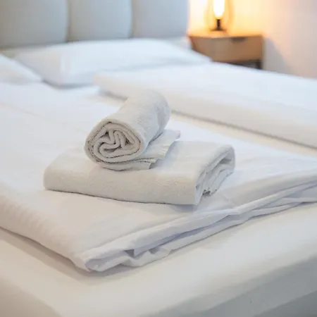 Διαμέρισμα Mama-apartments - Netflix, Balkon, Kaffee & Tee, Wifi, Waschmaschine, Familienfreundlich, Kostenloser Parkplatz - 125 Qm Φούλντα