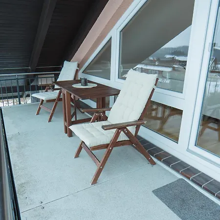 Mama-apartments - Netflix, Balkon, Kaffee & Tee, Wifi, Waschmaschine, Familienfreundlich, Kostenloser Parkplatz - 125 Qm *