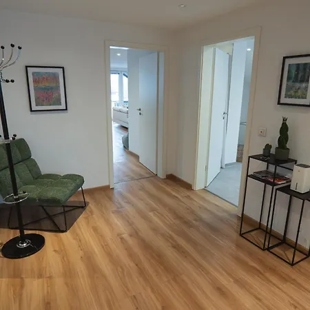 Mama-apartments - Netflix, Balkon, Kaffee & Tee, Wifi, Waschmaschine, Familienfreundlich, Kostenloser Parkplatz - 125 Qm * Φούλντα