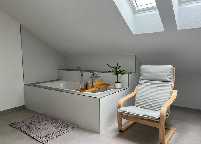 Apartament Mama-apartments - Netflix, Balkon, Kaffee & Tee, Wifi, Waschmaschine, Familienfreundlich, Kostenloser Parkplatz - 125 Qm *