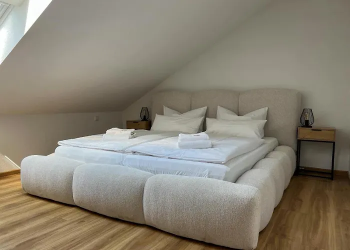 Mama-apartments - Netflix, Balkon, Kaffee & Tee, Wifi, Waschmaschine, Familienfreundlich, Kostenloser Parkplatz - 125 Qm * Fulda