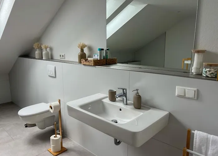 Mama-apartments - Netflix, Balkon, Kaffee & Tee, Wifi, Waschmaschine, Familienfreundlich, Kostenloser Parkplatz - 125 Qm *