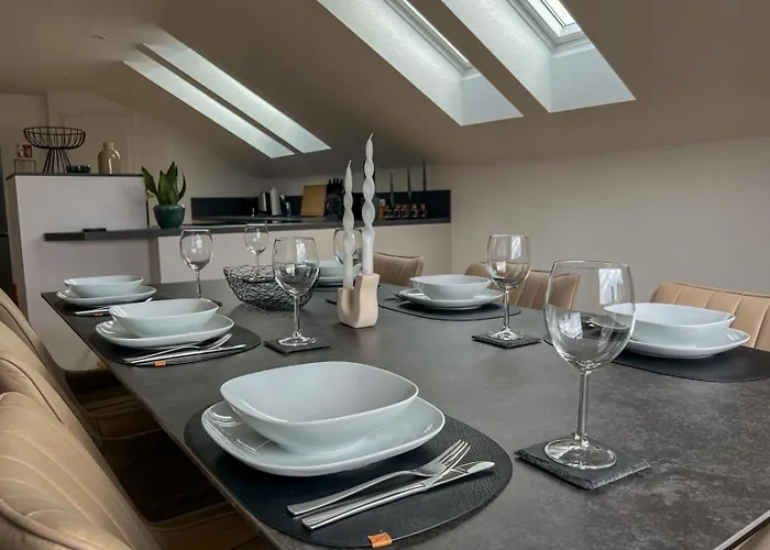 Mama-apartments - Netflix, Balkon, Kaffee & Tee, Wifi, Waschmaschine, Familienfreundlich, Kostenloser Parkplatz - 125 Qm *