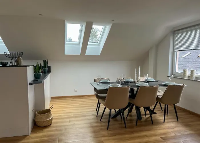 Mama-apartments - Netflix, Balkon, Kaffee & Tee, Wifi, Waschmaschine, Familienfreundlich, Kostenloser Parkplatz - 125 Qm *