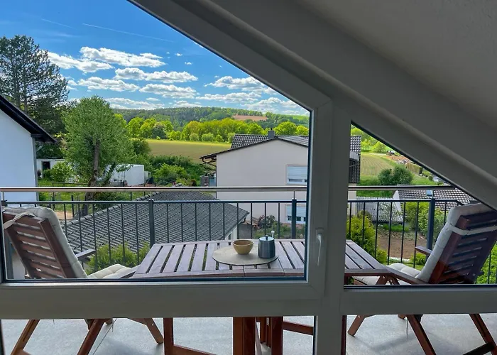 Mama-apartments - Netflix, Balkon, Kaffee & Tee, Wifi, Waschmaschine, Familienfreundlich, Kostenloser Parkplatz - 125 Qm Apartament *