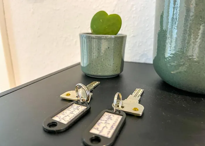 Mama-apartments - Netflix, Balkon, Kaffee & Tee, Wifi, Waschmaschine, Familienfreundlich, Kostenloser Parkplatz - 125 Qm * Fulda