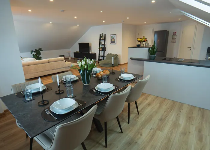 Mama-apartments - Netflix, Balkon, Kaffee & Tee, Wifi, Waschmaschine, Familienfreundlich, Kostenloser Parkplatz - 125 Qm Apartament *