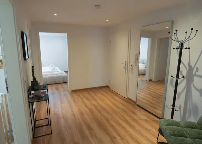 Apartament Mama-apartments - Netflix, Balkon, Kaffee & Tee, Wifi, Waschmaschine, Familienfreundlich, Kostenloser Parkplatz - 125 Qm Fulda