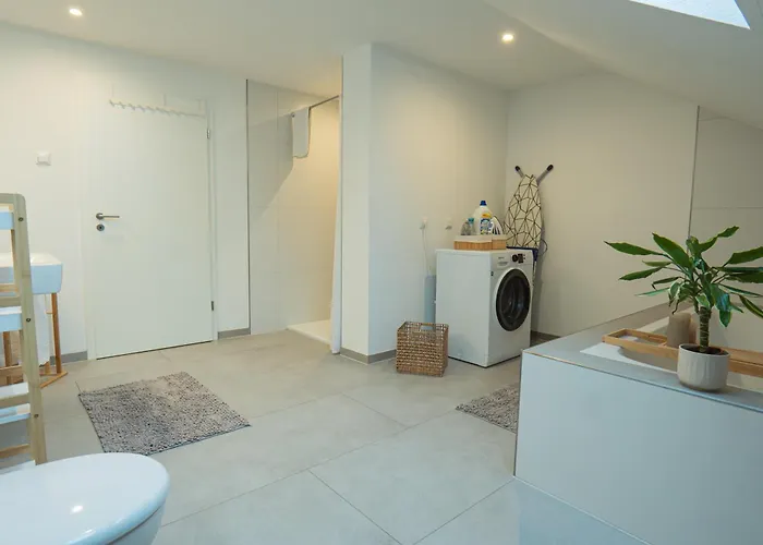 Mama-apartments - Netflix, Balkon, Kaffee & Tee, Wifi, Waschmaschine, Familienfreundlich, Kostenloser Parkplatz - 125 Qm Fulda