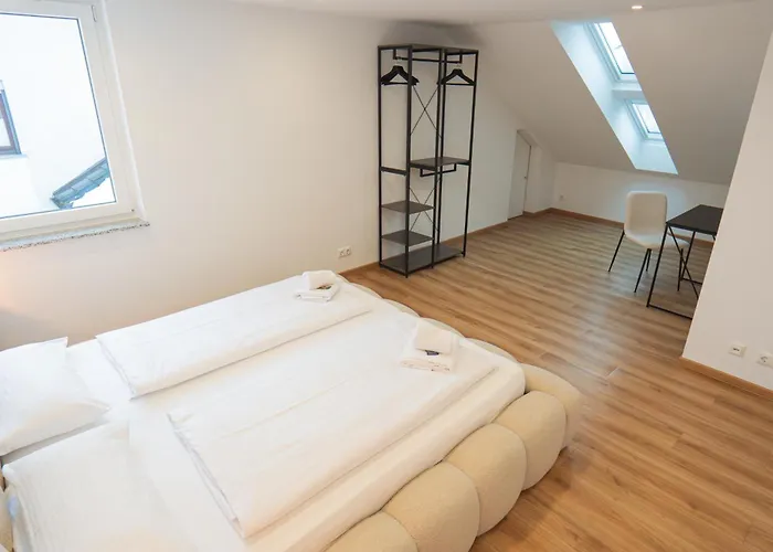 Mama-apartments - Netflix, Balkon, Kaffee & Tee, Wifi, Waschmaschine, Familienfreundlich, Kostenloser Parkplatz - 125 Qm Apartament Fulda