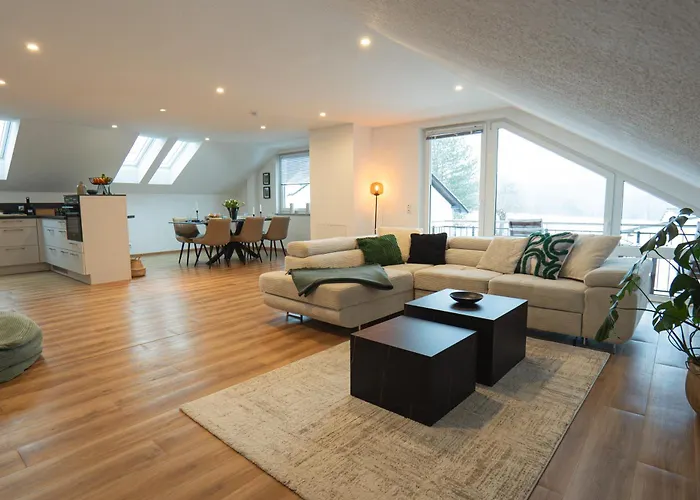 Mama-apartments - Netflix, Balkon, Kaffee & Tee, Wifi, Waschmaschine, Familienfreundlich, Kostenloser Parkplatz - 125 Qm * Fulda